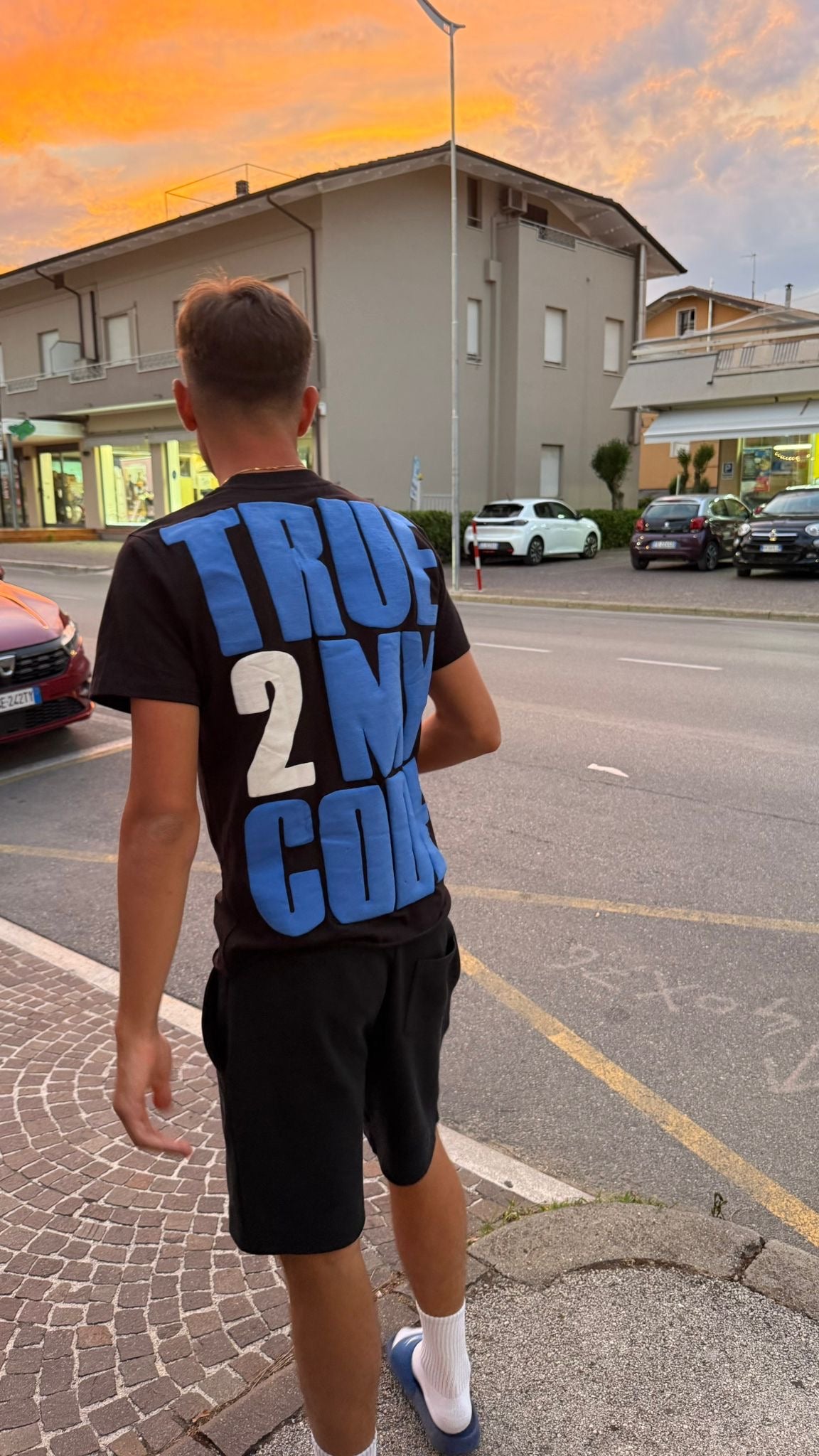 T2MC T-SHIRT - BLACK