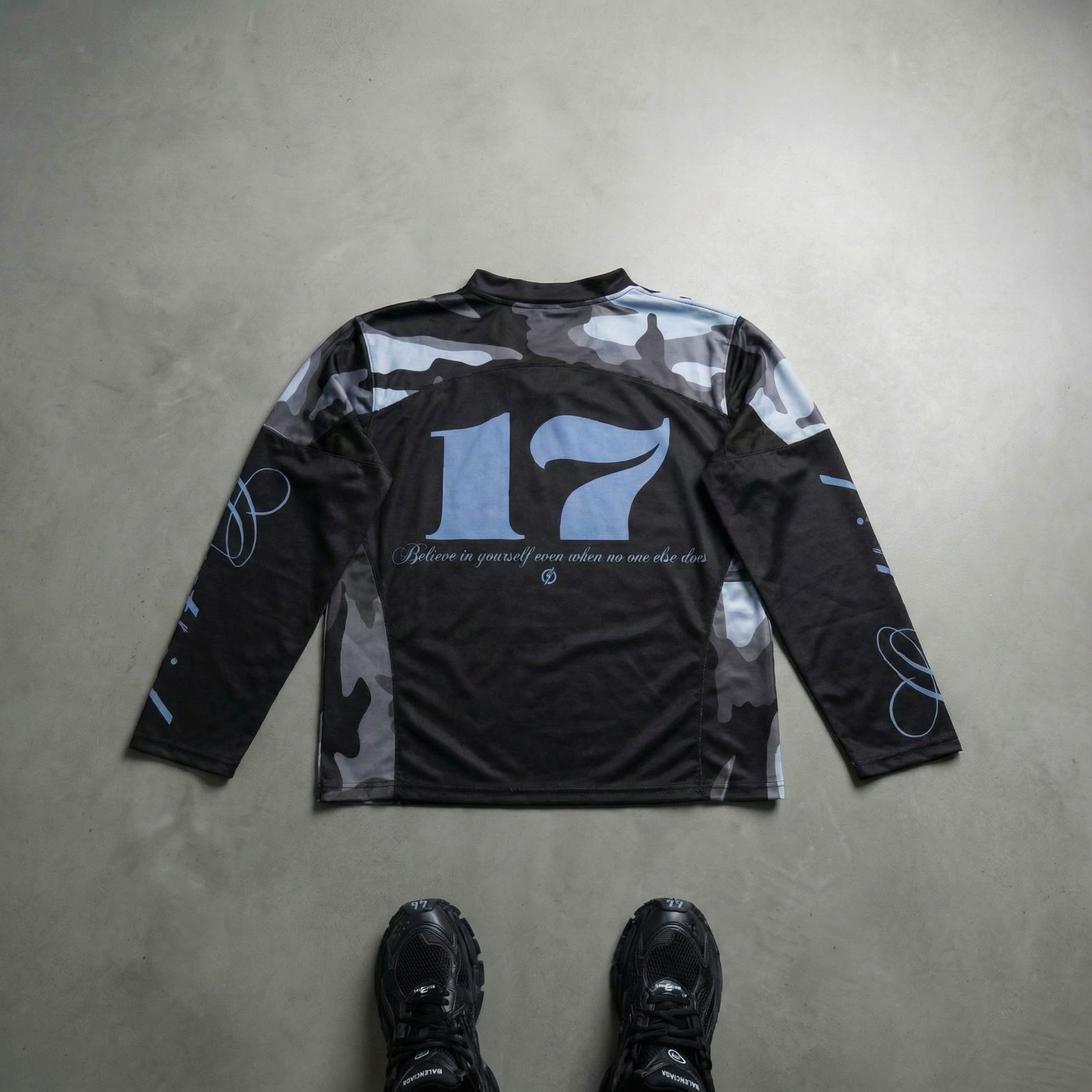 X17 LONGSLEEVE